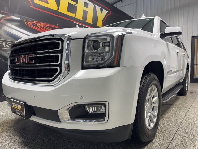 Used 2020 GMC Yukon XL SLT image 2
