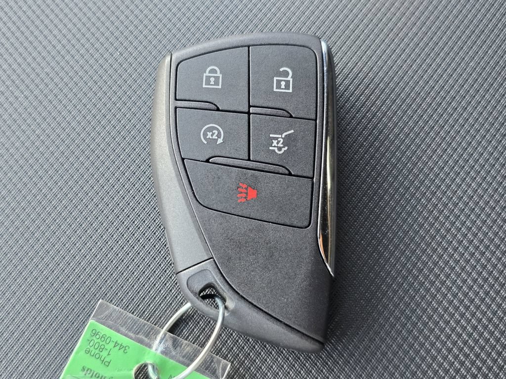 Certified 2025 Chevrolet Equinox EV LT FWD image 35