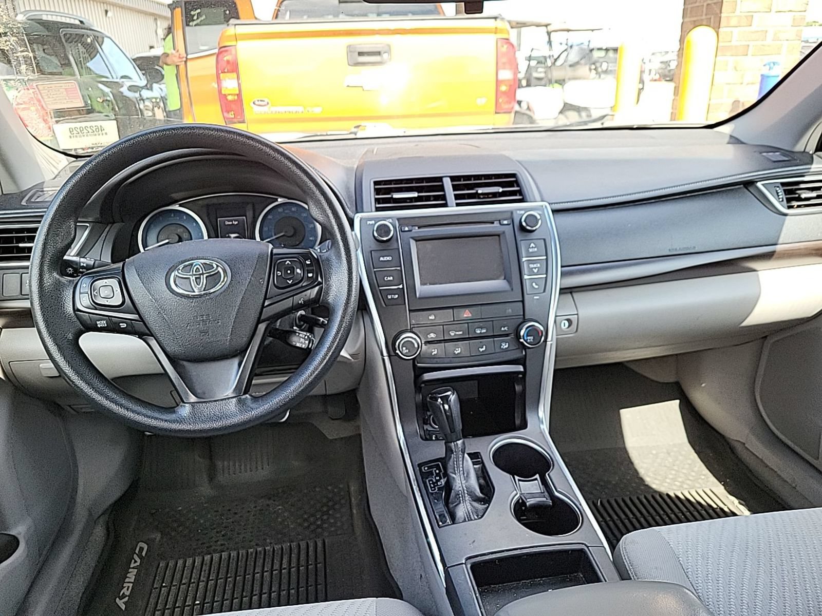 Used 2017 Toyota Camry LE w/ Protection Package (Q2) FWD image 9