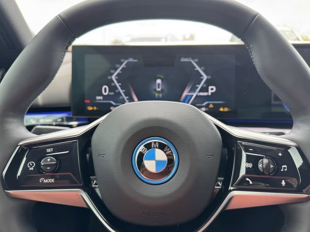 Certified 2024 BMW i5 eDrive40i w/ Premium Package image 30