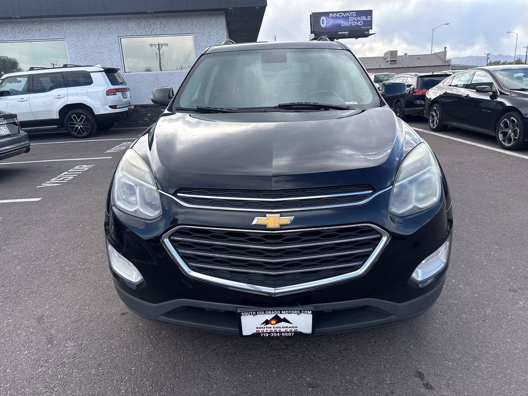 Used 2017 Chevrolet Equinox LT w/ Convenience Package AWD/4WD image 2