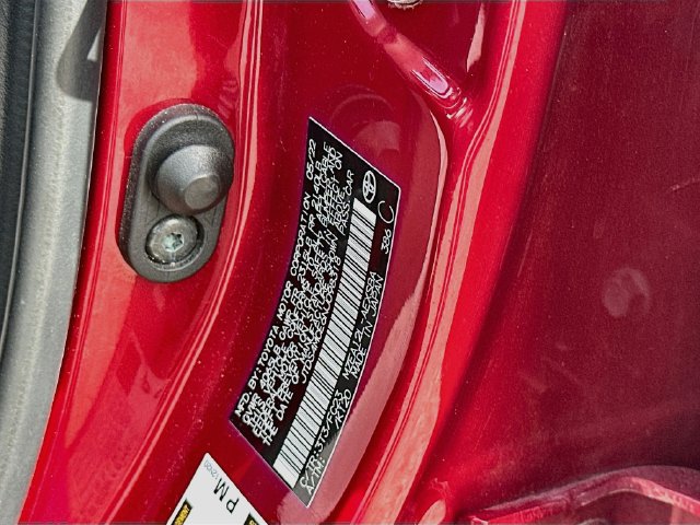 Used 2022 Toyota Corolla SE FWD image 29