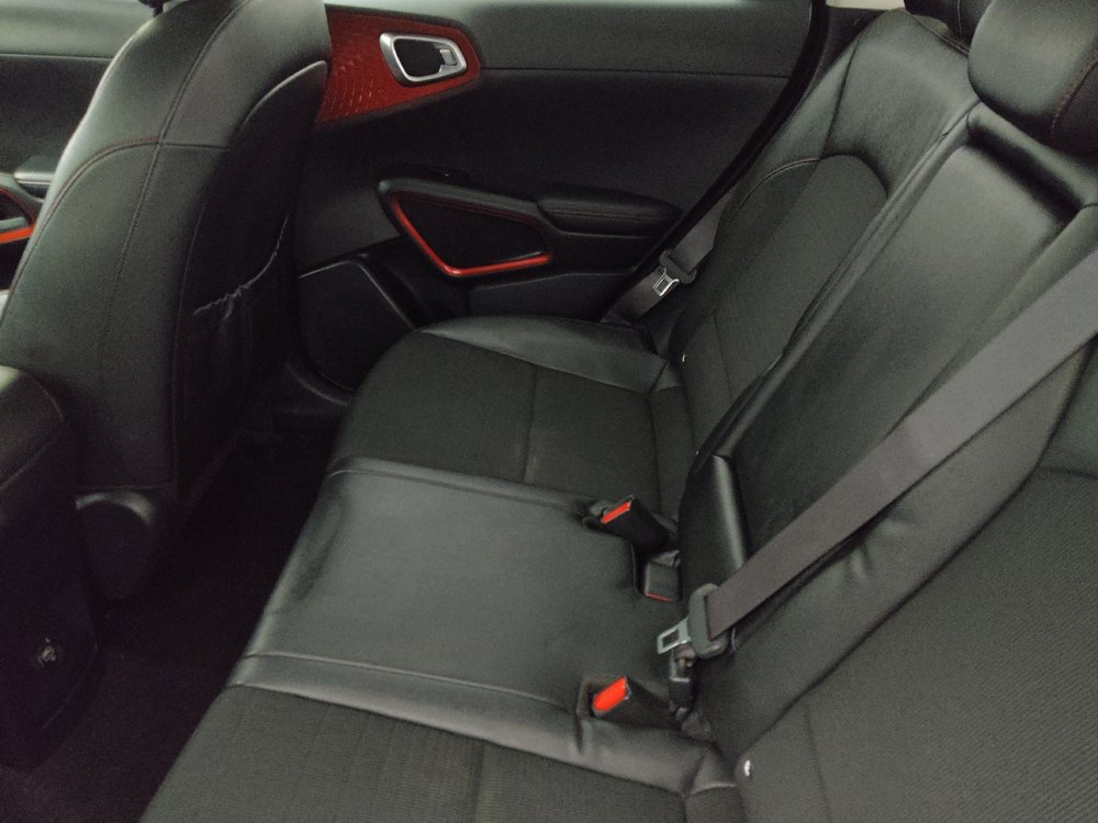 Used 2021 Kia Soul Turbo FWD image 18