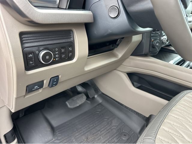 New 2026 Ford F450 Platinum w/ Platinum Plus Package image 36