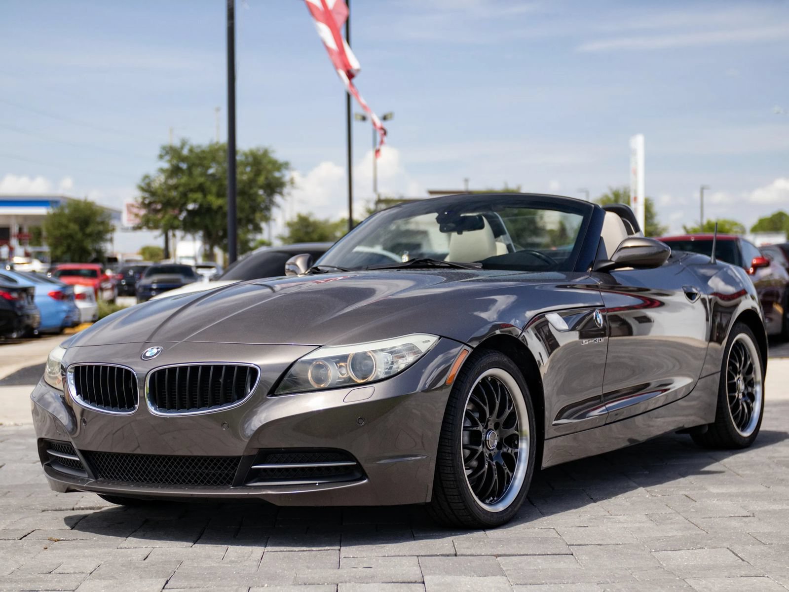 Used 2011 BMW Z4 sDrive30i RWD image 7