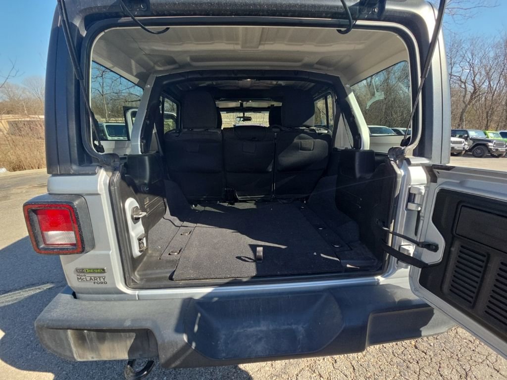 Used 2022 Jeep Wrangler Unlimited Willys image 25