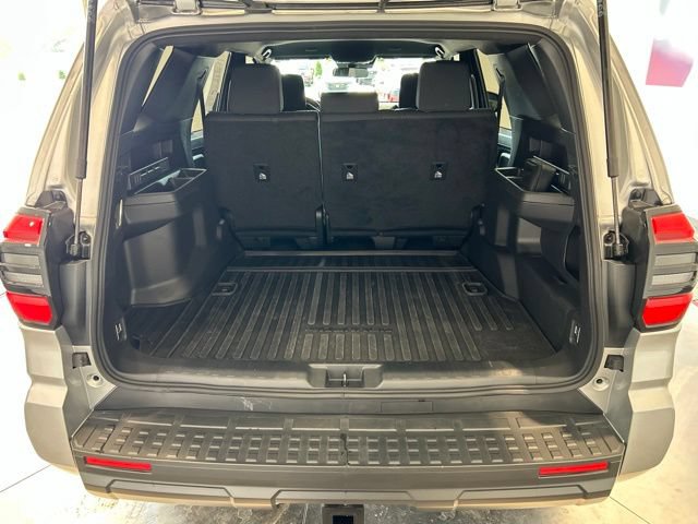 Certified 2026 Toyota 4Runner SR5 AWD/4WD image 6