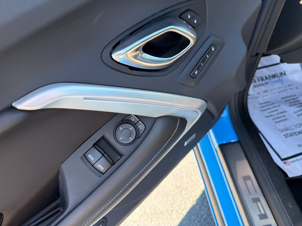 Used 2023 Chevrolet Camaro SS RWD image 11