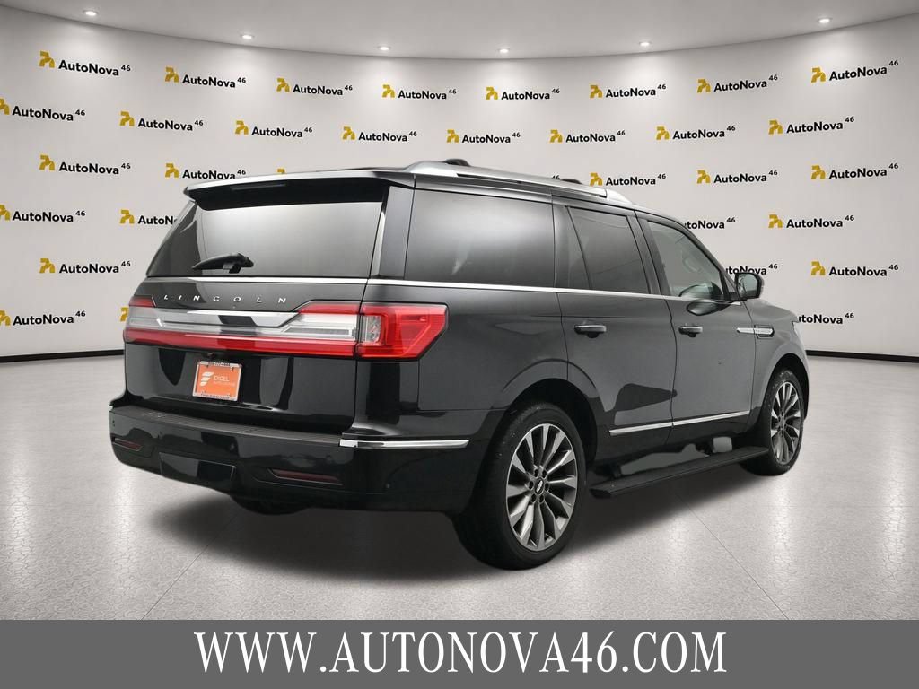 Used 2020 Lincoln Navigator Reserve w/ Cargo Convenience Package AWD/4WD image 9