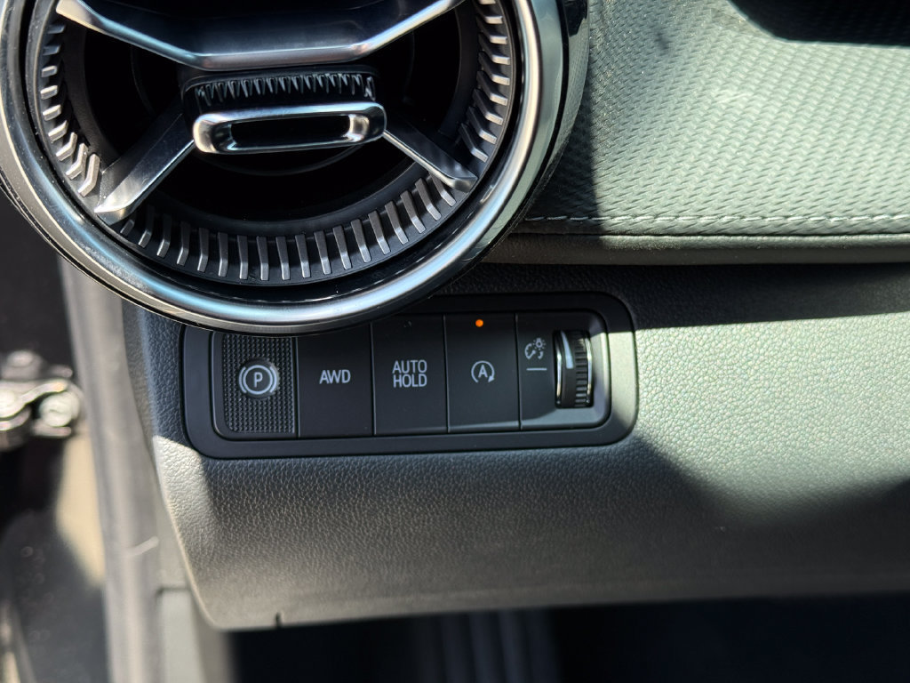 New 2027 Chevrolet Equinox LT AWD/4WD image 16