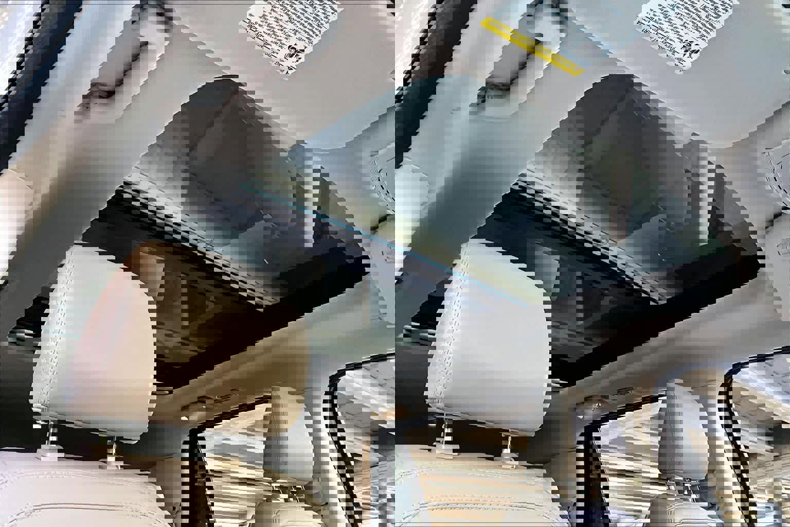 Used 2023 Ford Expedition Limited image 13