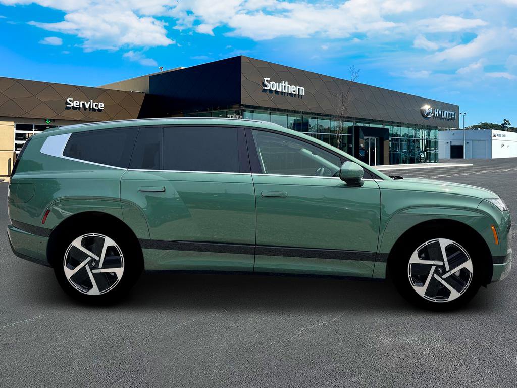 New 2026 Hyundai Ioniq 9 Calligraphy w/ Tow & Go Package image 10