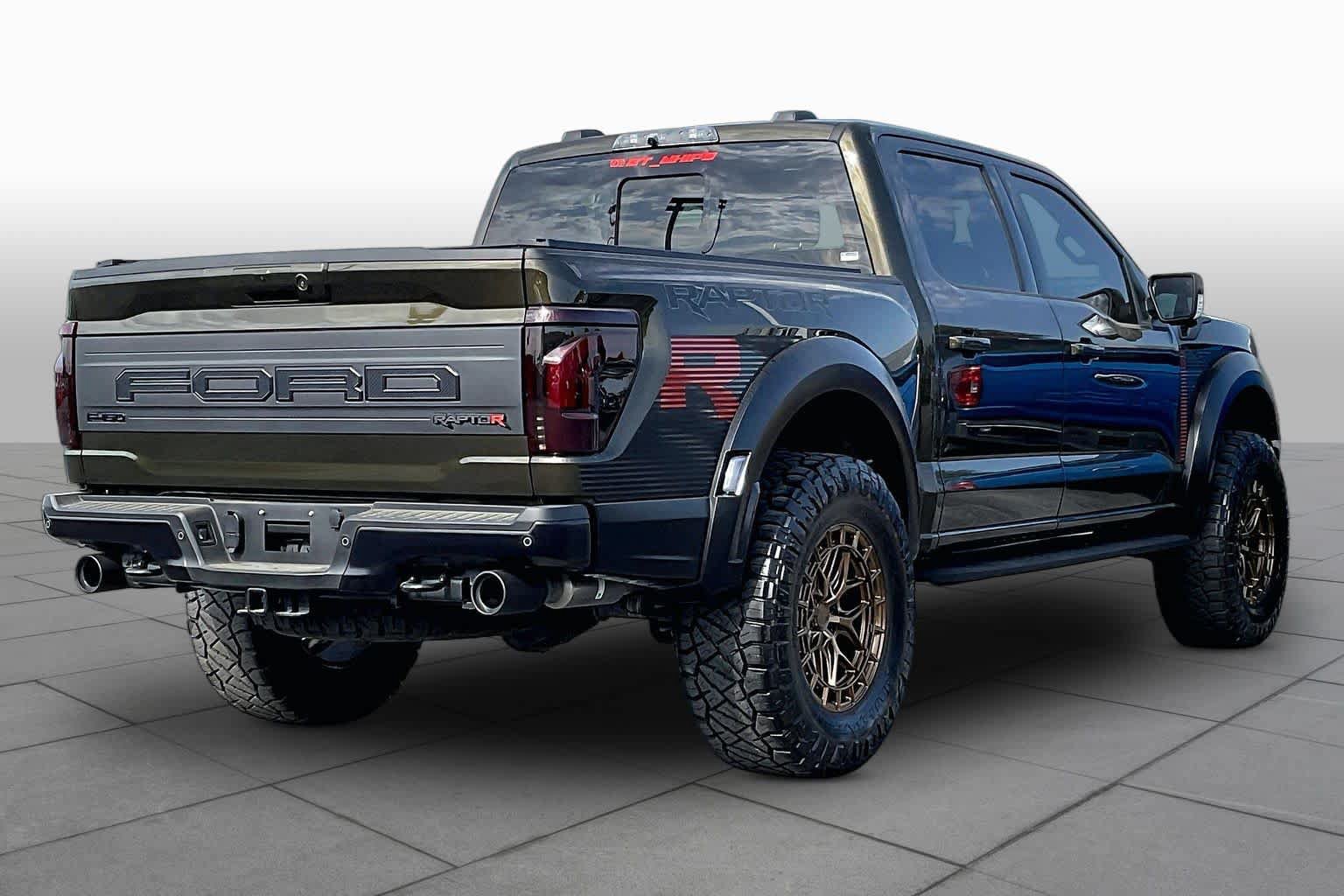 Used 2025 Ford F150 Raptor w/ Equipment Group 803A Raptor R AWD/4WD image 13