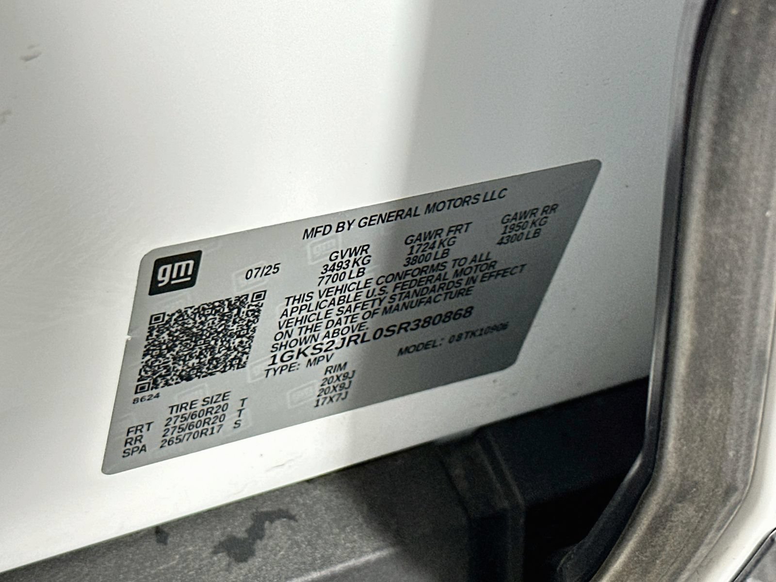 Used 2025 GMC Yukon XL Denali AWD/4WD image 35