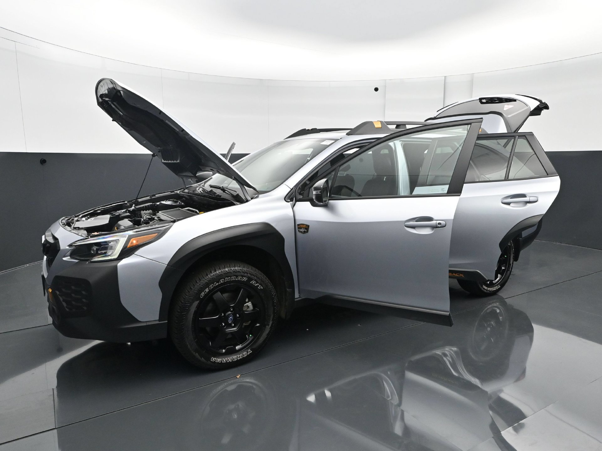Used 2025 Subaru Outback Wilderness AWD/4WD image 31