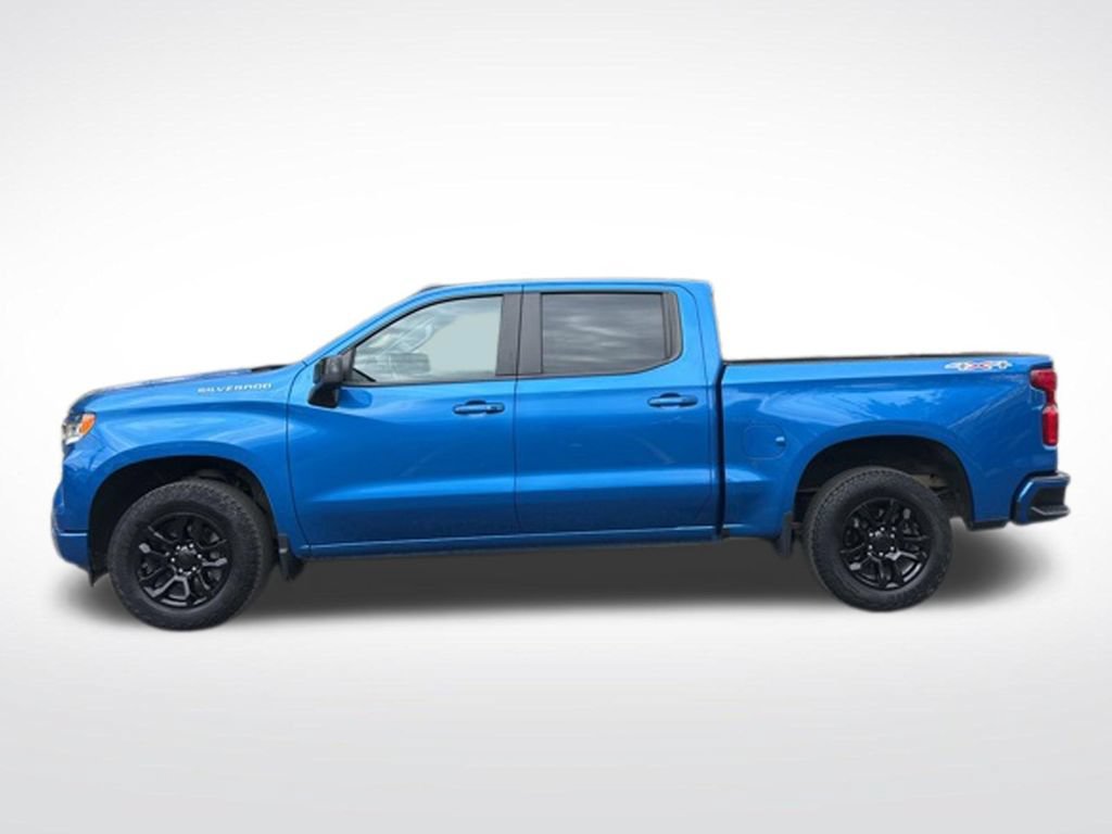 Used 2023 Chevrolet Silverado 1500 RST w/ LPO, Liner Protection Package AWD/4WD image 2