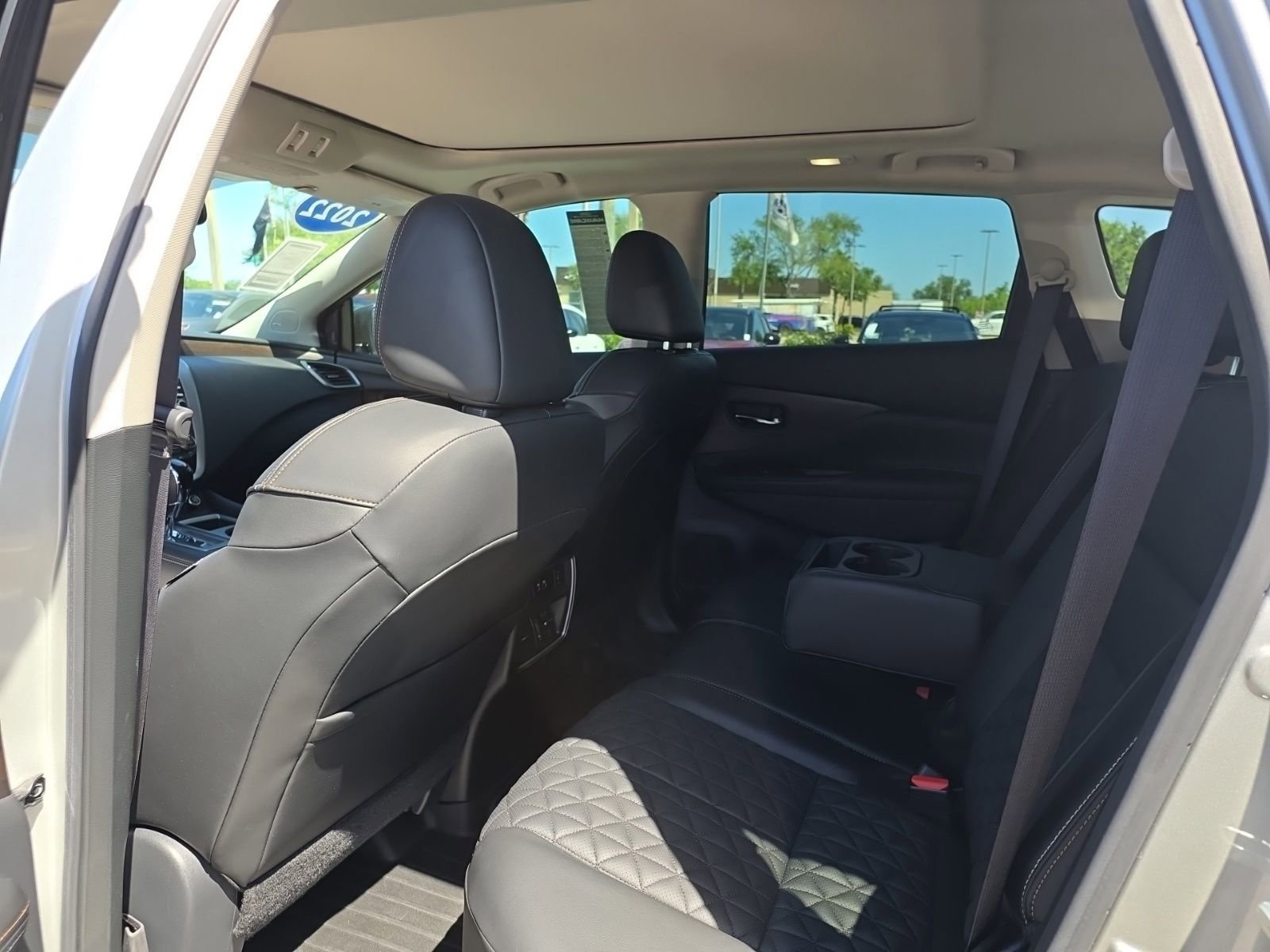 Used 2022 Nissan Murano Platinum w/ Cargo Package image 21