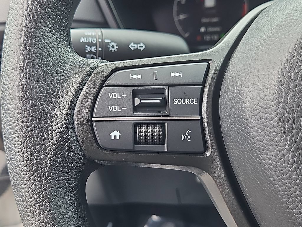 Certified 2025 Honda CR-V LX image 19