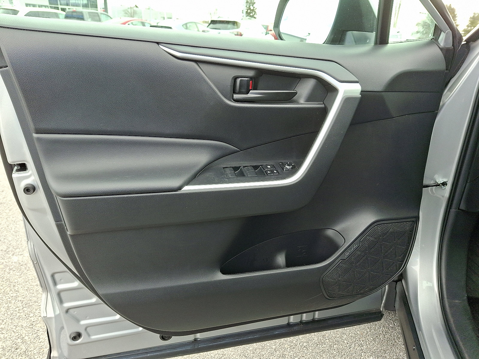 Certified 2022 Toyota RAV4 LE image 14
