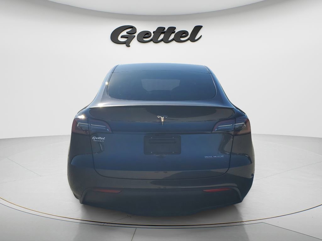Used 2024 Tesla Model Y Performance image 5