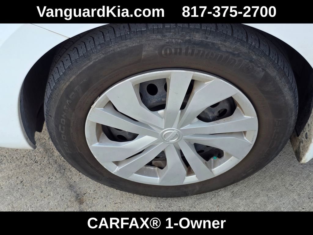 Used 2024 Nissan Versa S w/ Trunk Package image 32