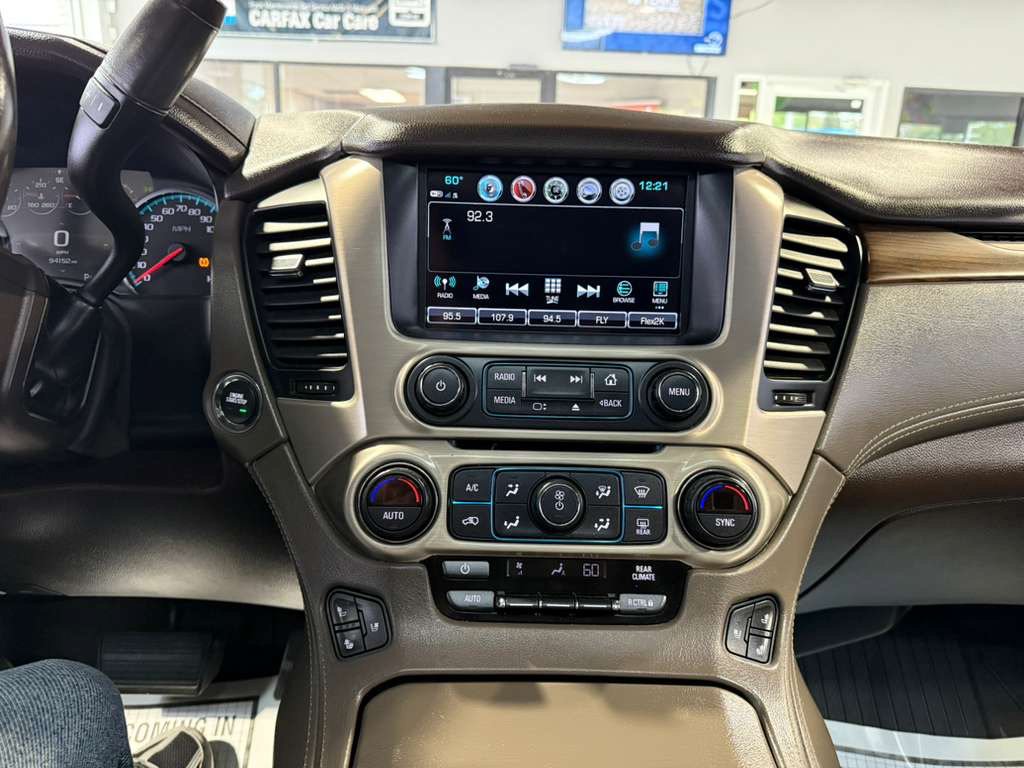 Used 2019 GMC Yukon Denali w/ Open Road Package RWD image 19