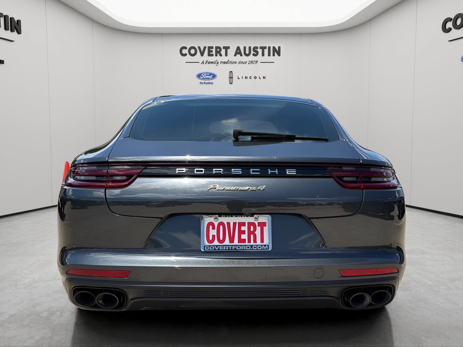 Used 2019 Porsche Panamera 4 AWD/4WD image 4