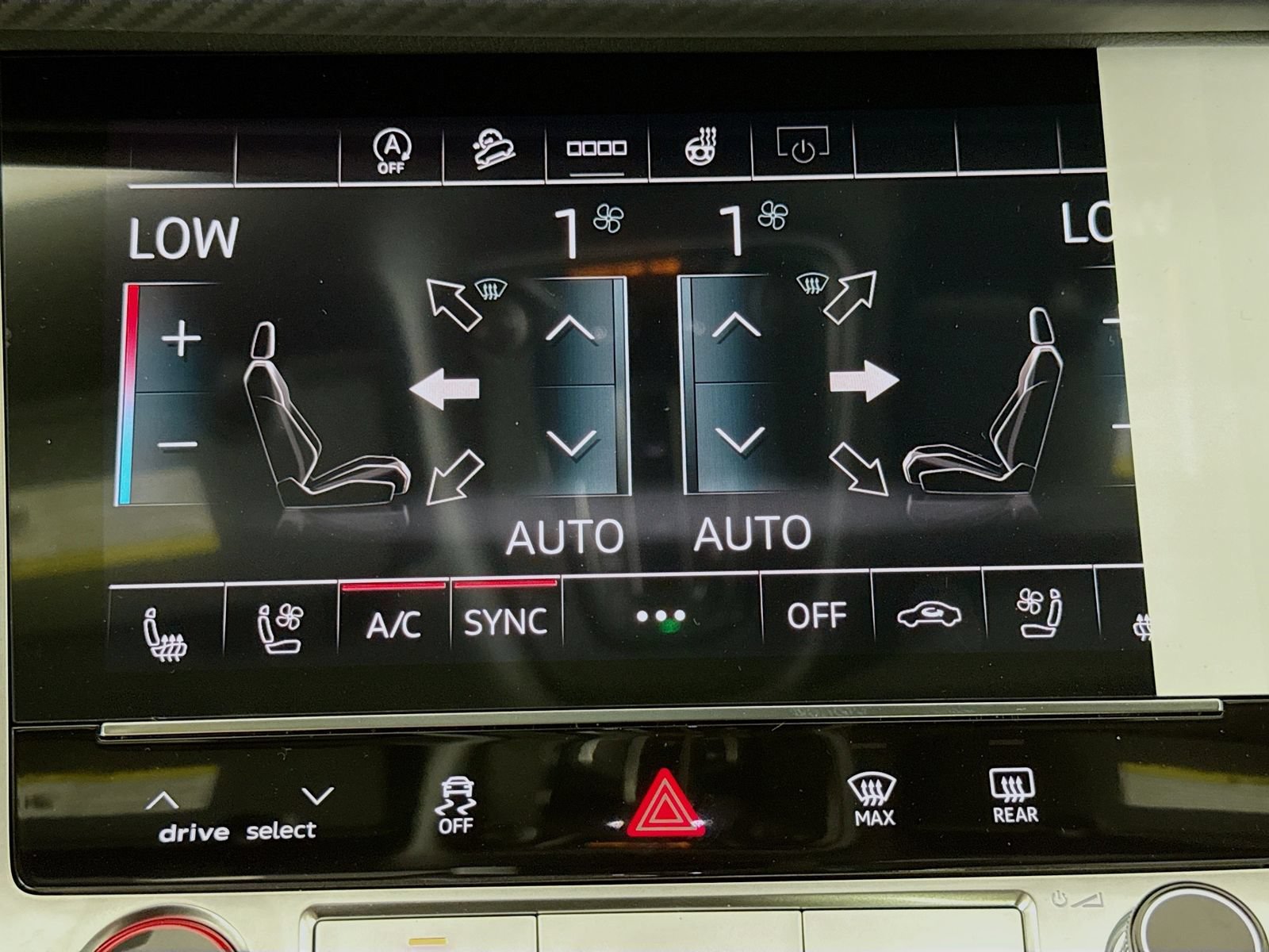 New 2026 Audi RS Q8 performance AWD/4WD image 16
