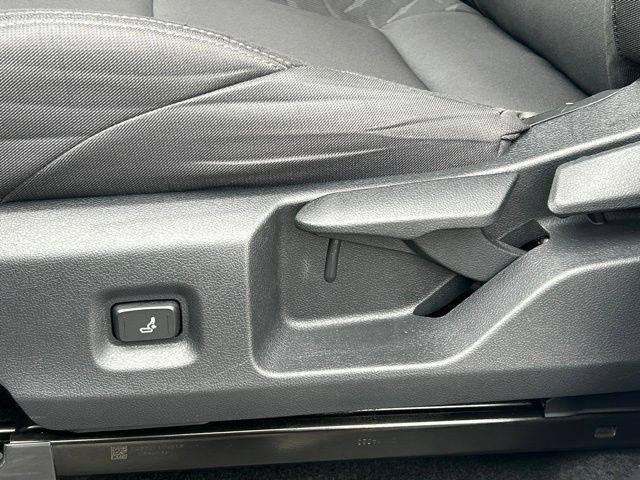 Certified 2024 Toyota Tacoma SR5 AWD/4WD image 24