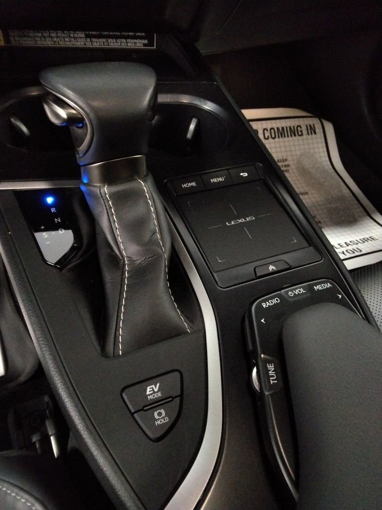 Used 2021 Lexus UX 250h w/ Premium Package image 22