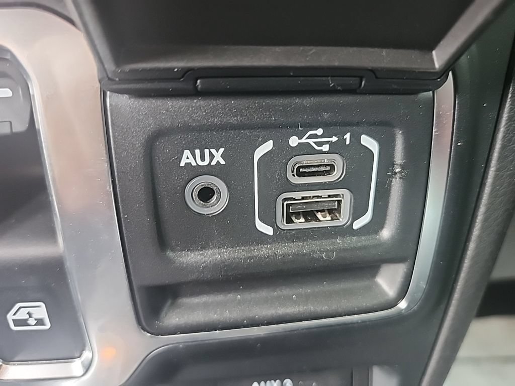 Certified 2024 Jeep Wrangler Sport AWD/4WD image 7