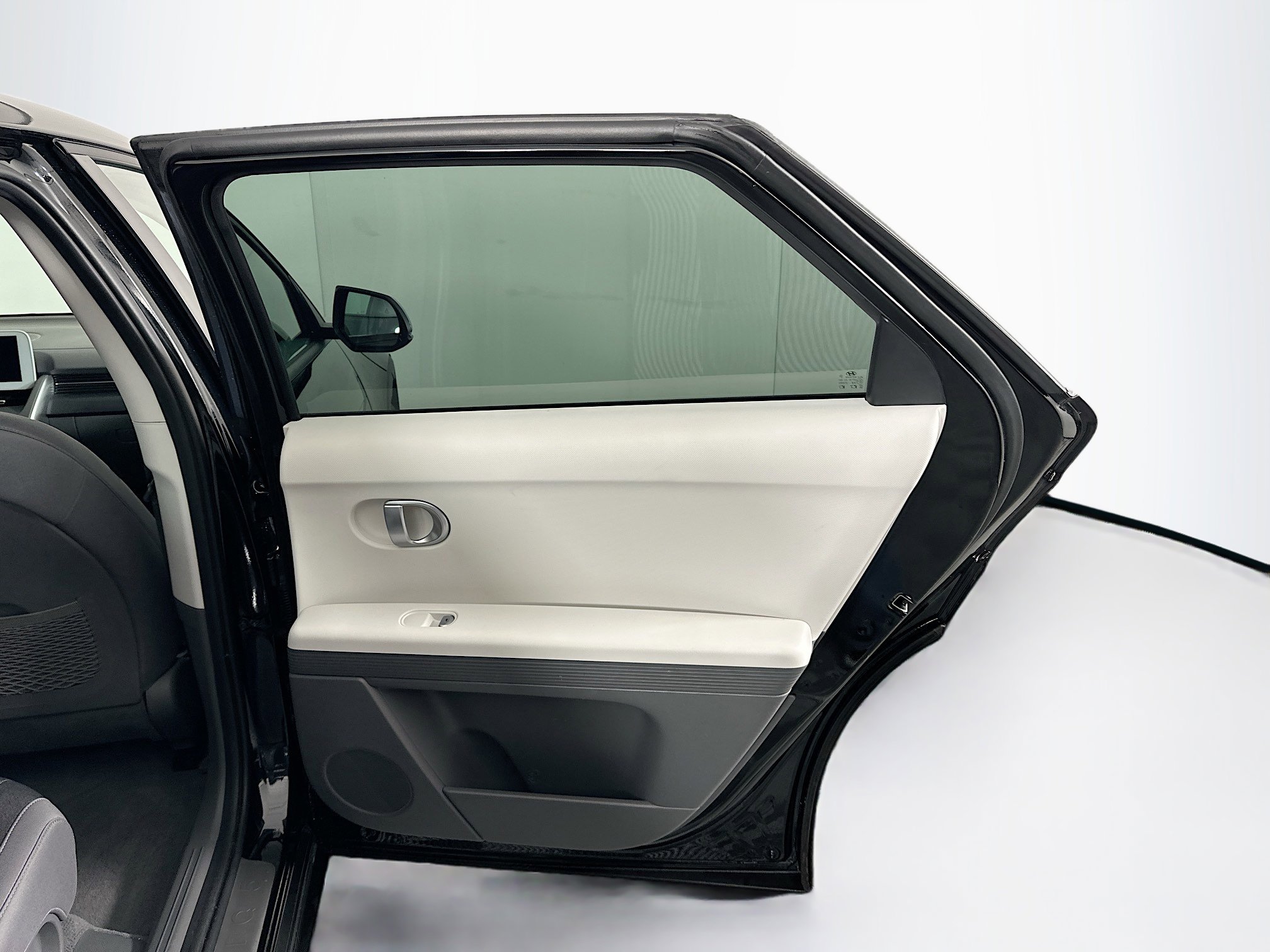 Used 2024 Hyundai Ioniq 5 SEL image 29