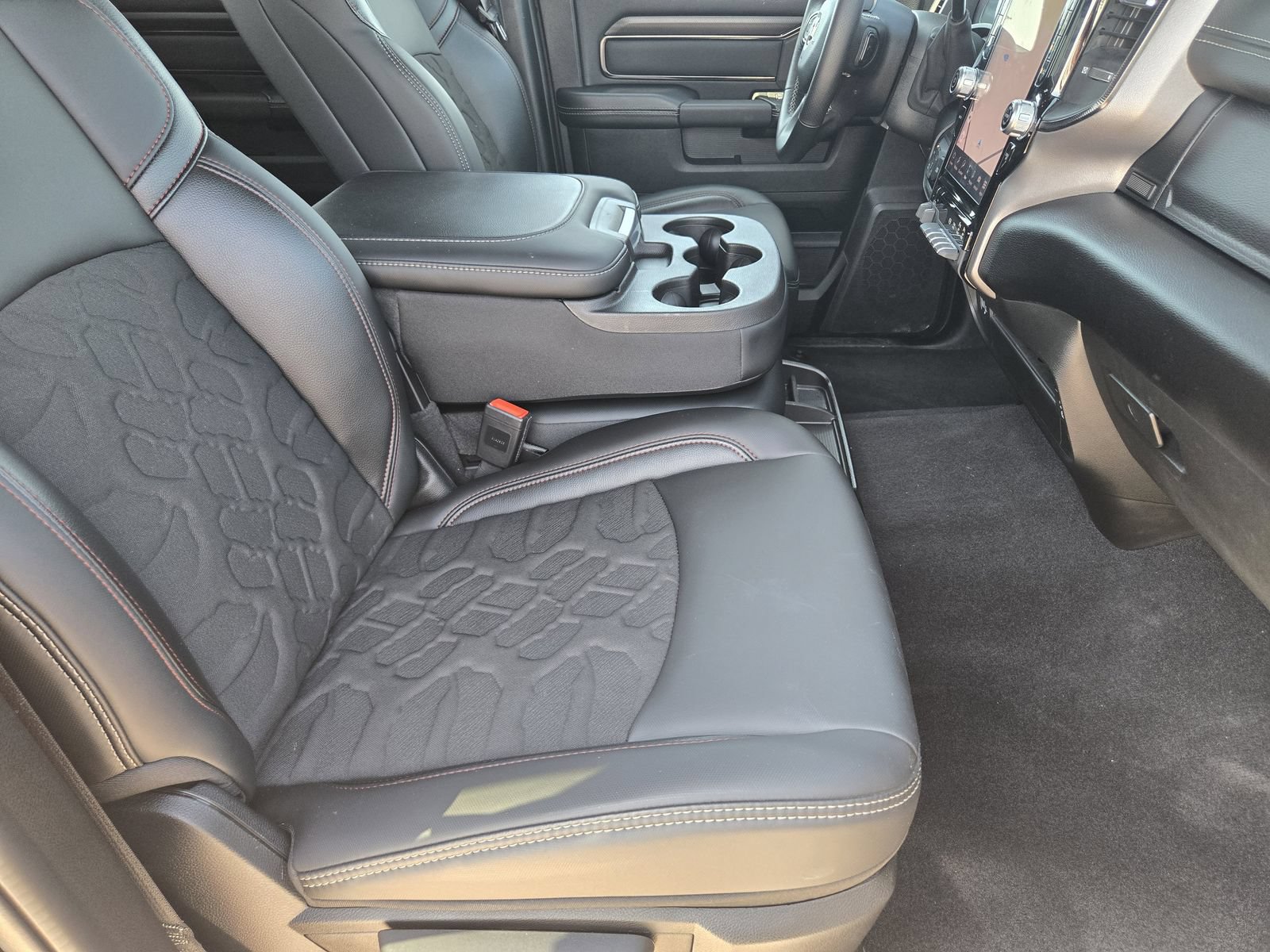 Used 2026 RAM 2500 Rebel AWD/4WD image 15