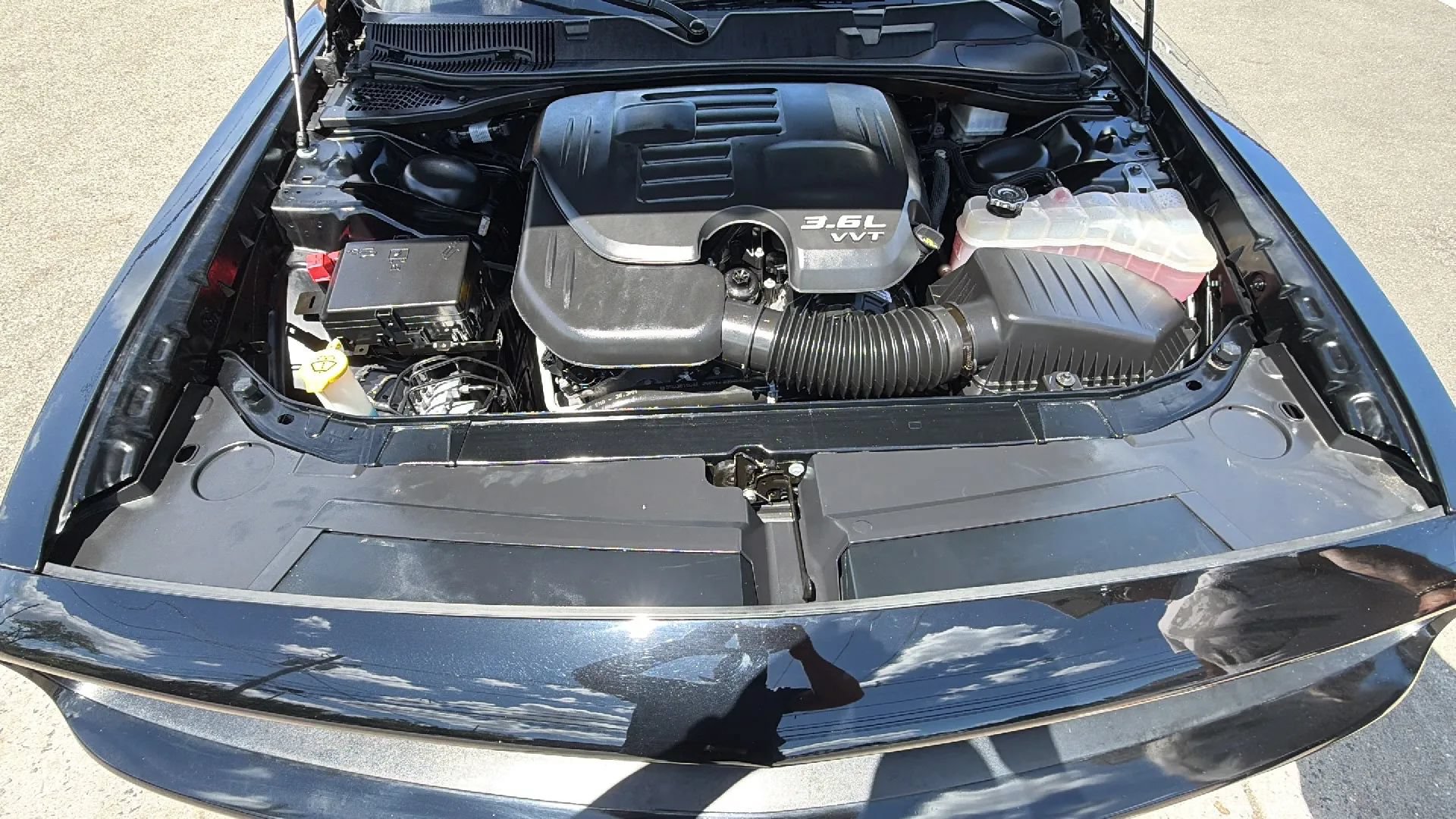 Used 2022 Dodge Challenger GT RWD image 23