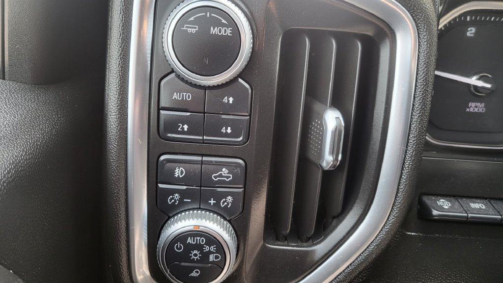 Used 2020 GMC Sierra 2500 Denali w/ Denali Ultimate Package AWD/4WD image 32