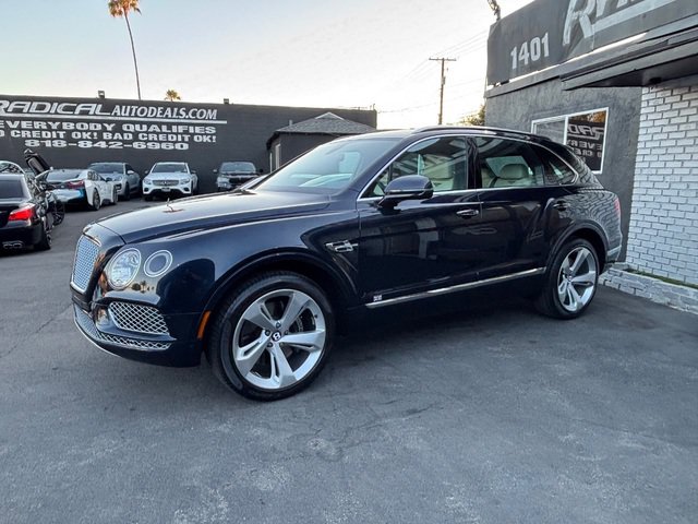 Used 2019 Bentley Bentayga AWD/4WD image 14