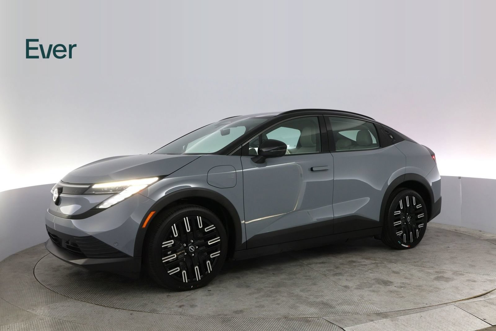 Used 2026 Nissan Leaf Platinum+ w/ Floor Mat Package (Platinum+) FWD image 18