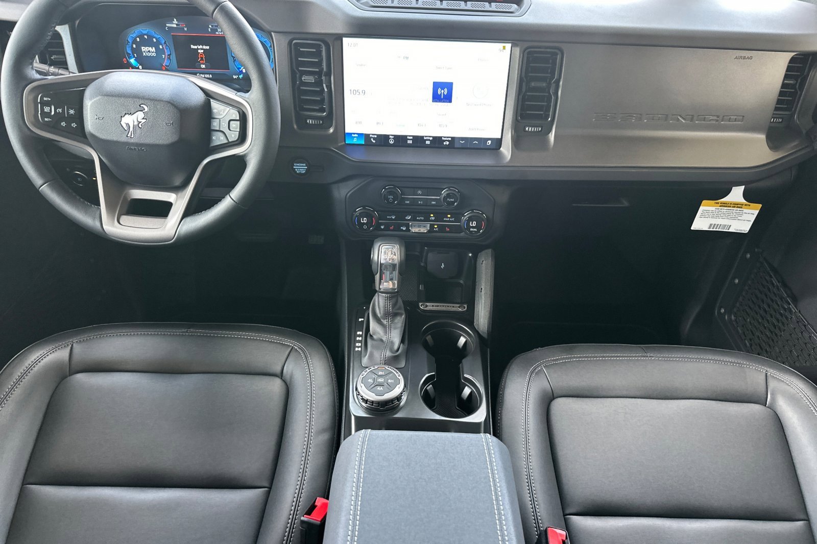 New 2025 Ford Bronco Badlands image 13