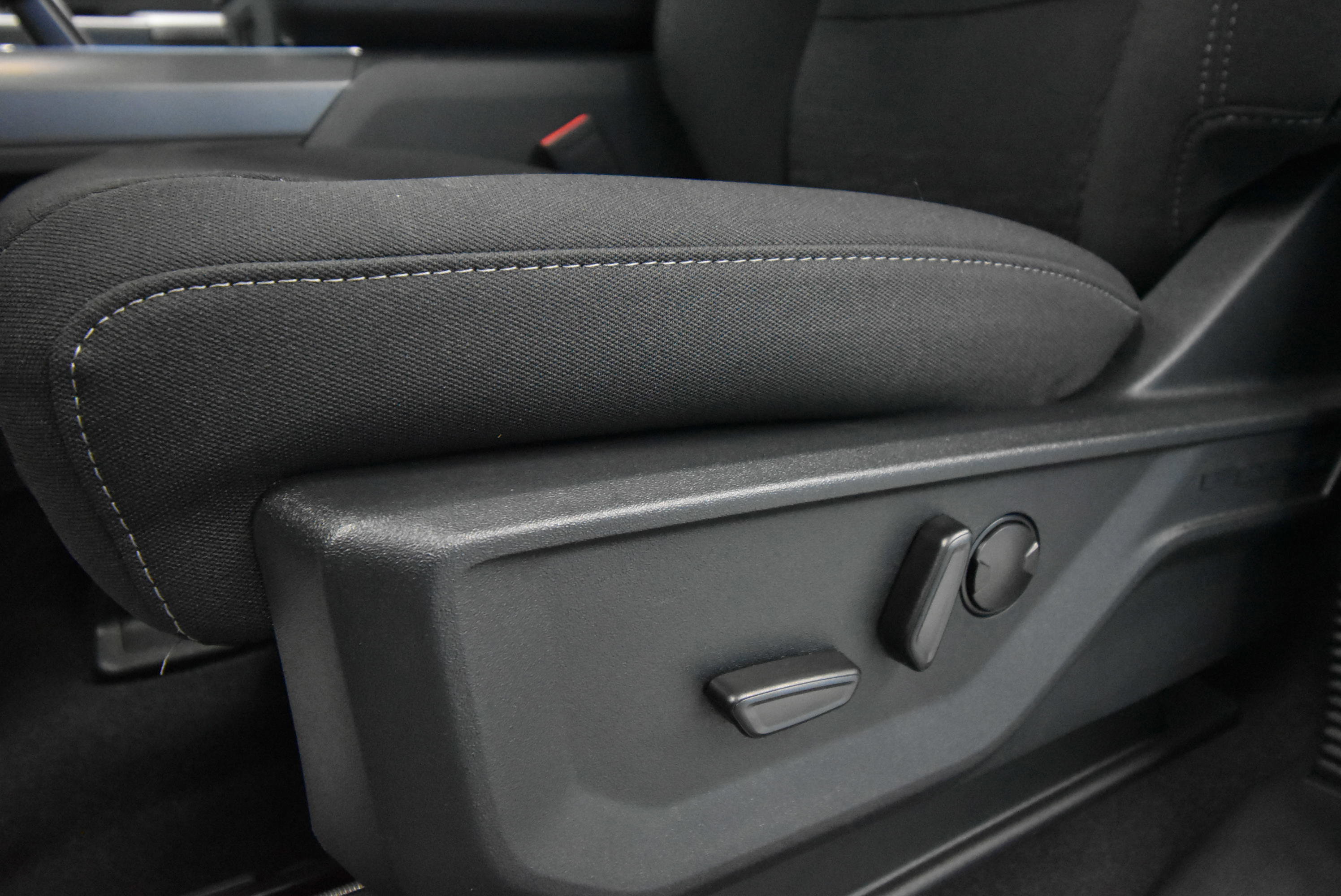 New 2026 Ford F150 XLT w/ Equipment Group 302A MID image 6