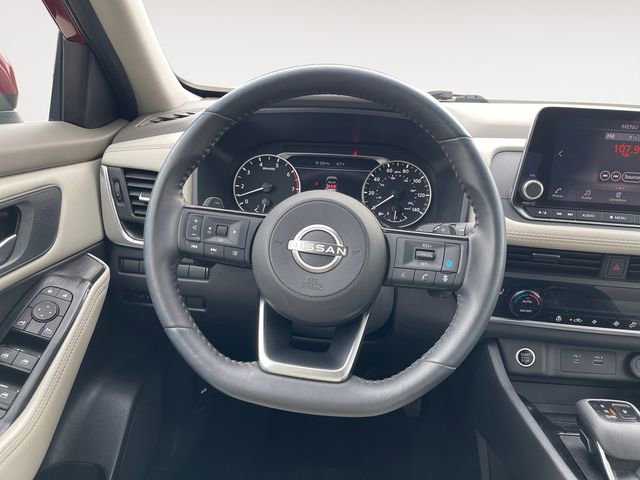 Used 2023 Nissan Rogue SV w/ SV Premium B Package AWD/4WD image 12