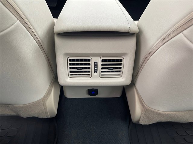 Used 2024 Toyota Camry XLE w/ Navigation Package image 23