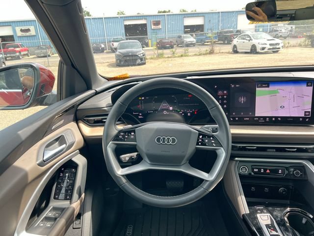 Used 2025 Audi Q5 Premium Plus AWD/4WD image 13