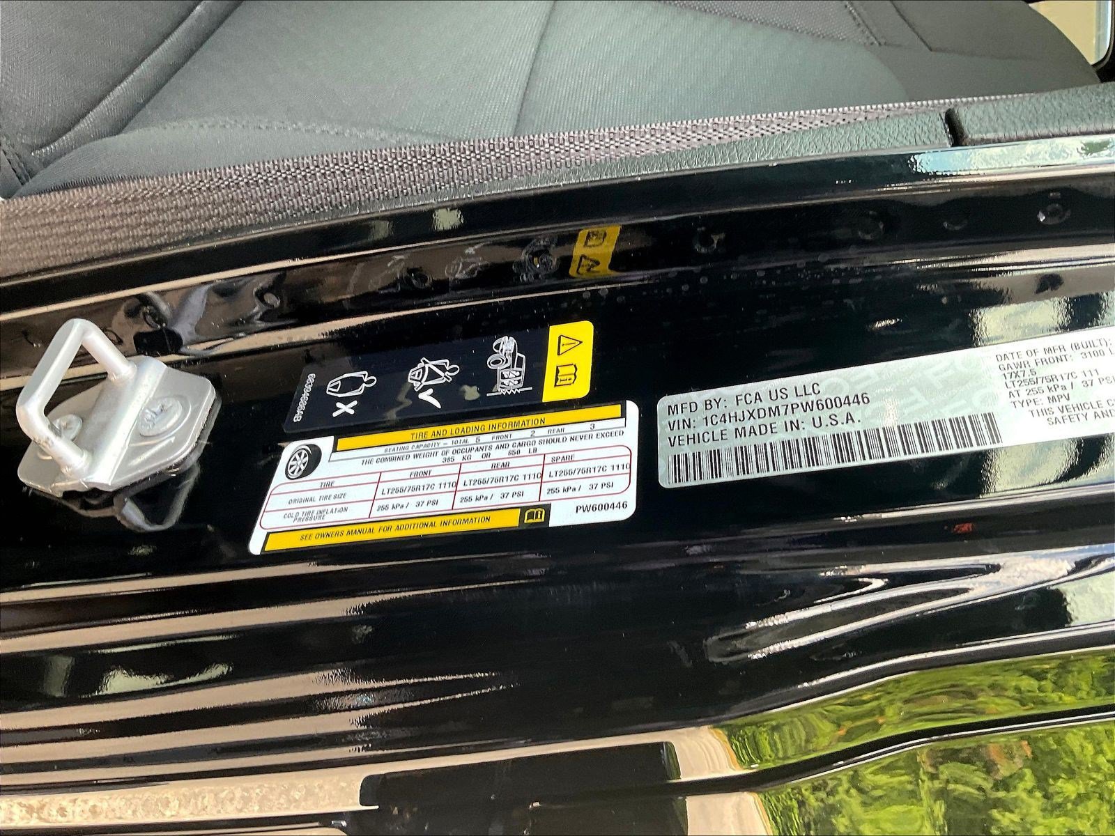 Used 2023 Jeep Wrangler Unlimited Sport AWD/4WD image 19