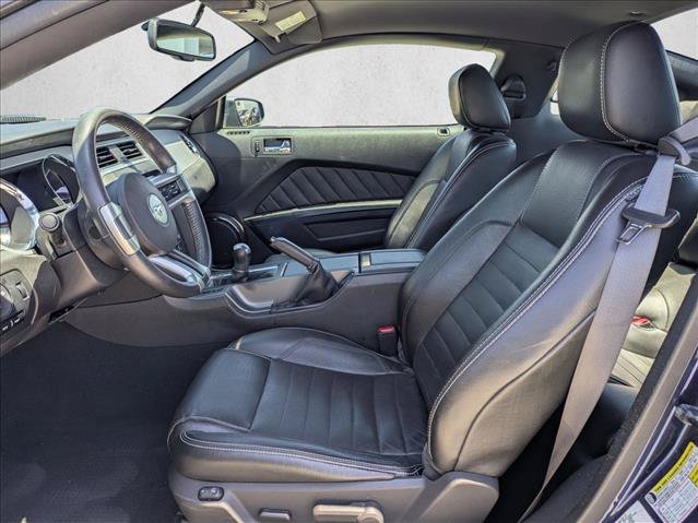 Used 2010 Ford Mustang GT Premium RWD image 14