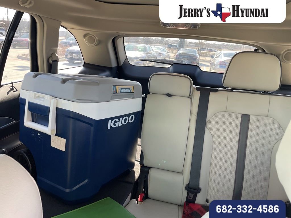 Used 2015 Lincoln MKX FWD w/ Equipment Group 102A image 11