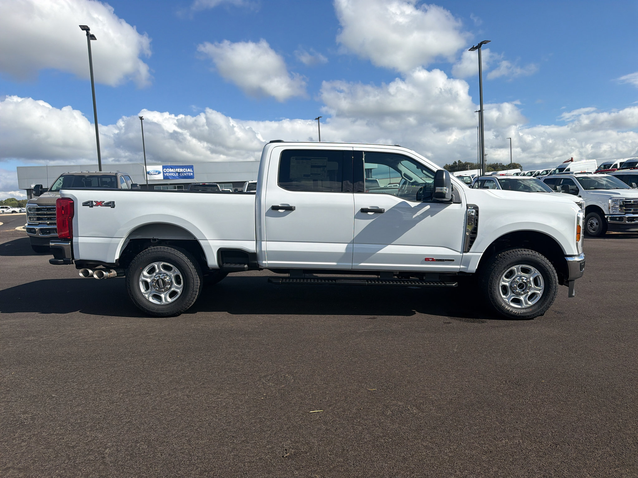 New 2027 Ford F250 XLT AWD/4WD image 4