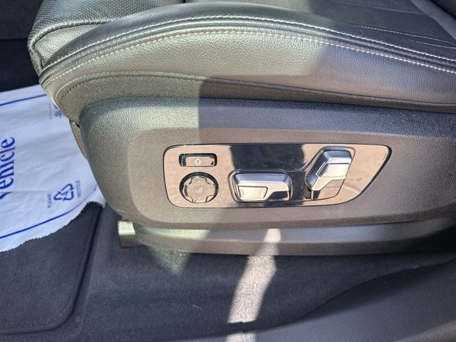 Used 2020 BMW X7 xDrive40i w/ Premium Package image 11