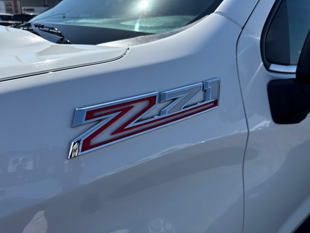 Used 2022 Chevrolet Silverado 1500 LTZ AWD/4WD image 33