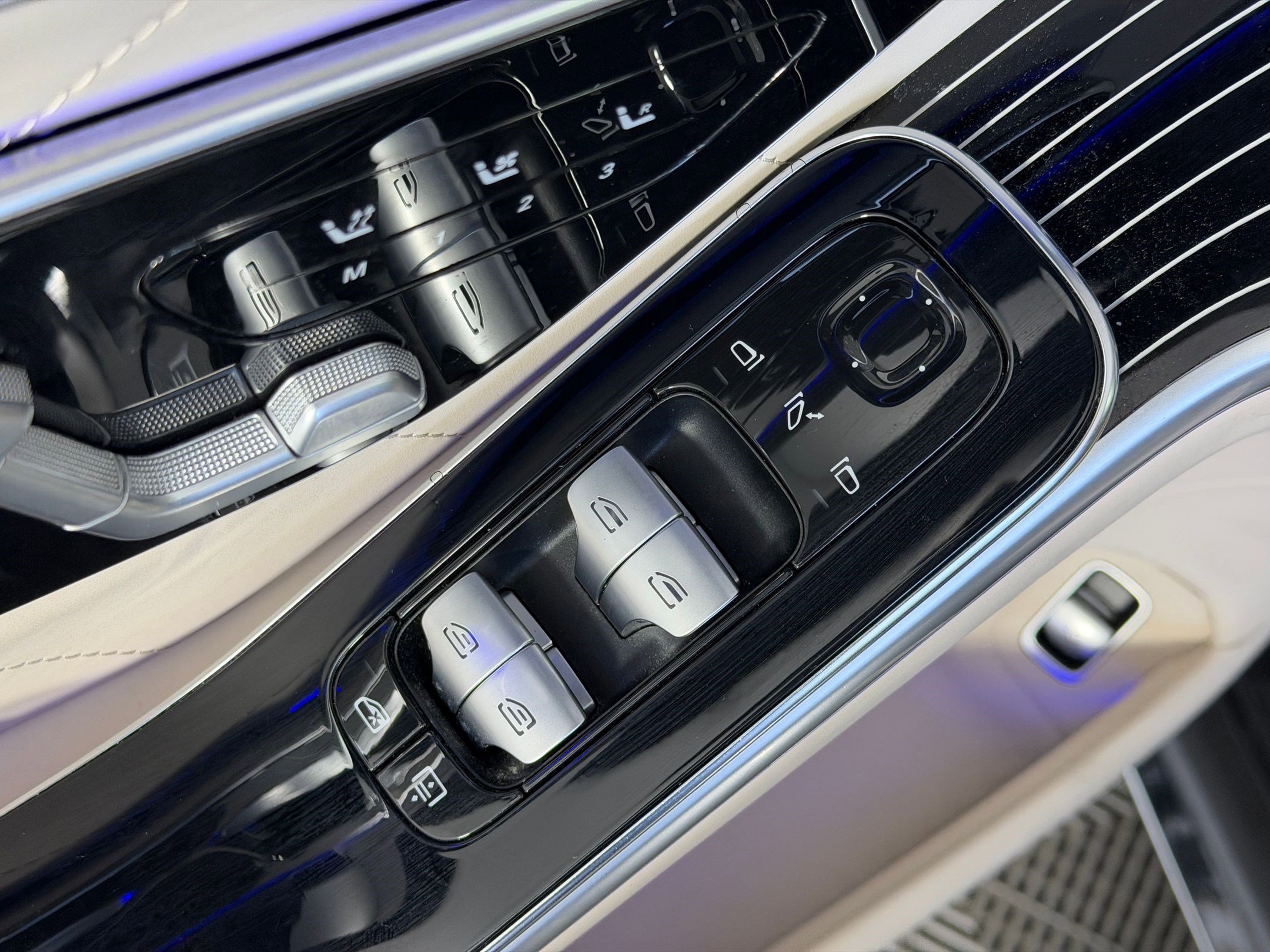 Used 2021 Mercedes-Benz S 580 4MATIC Sedan image 21