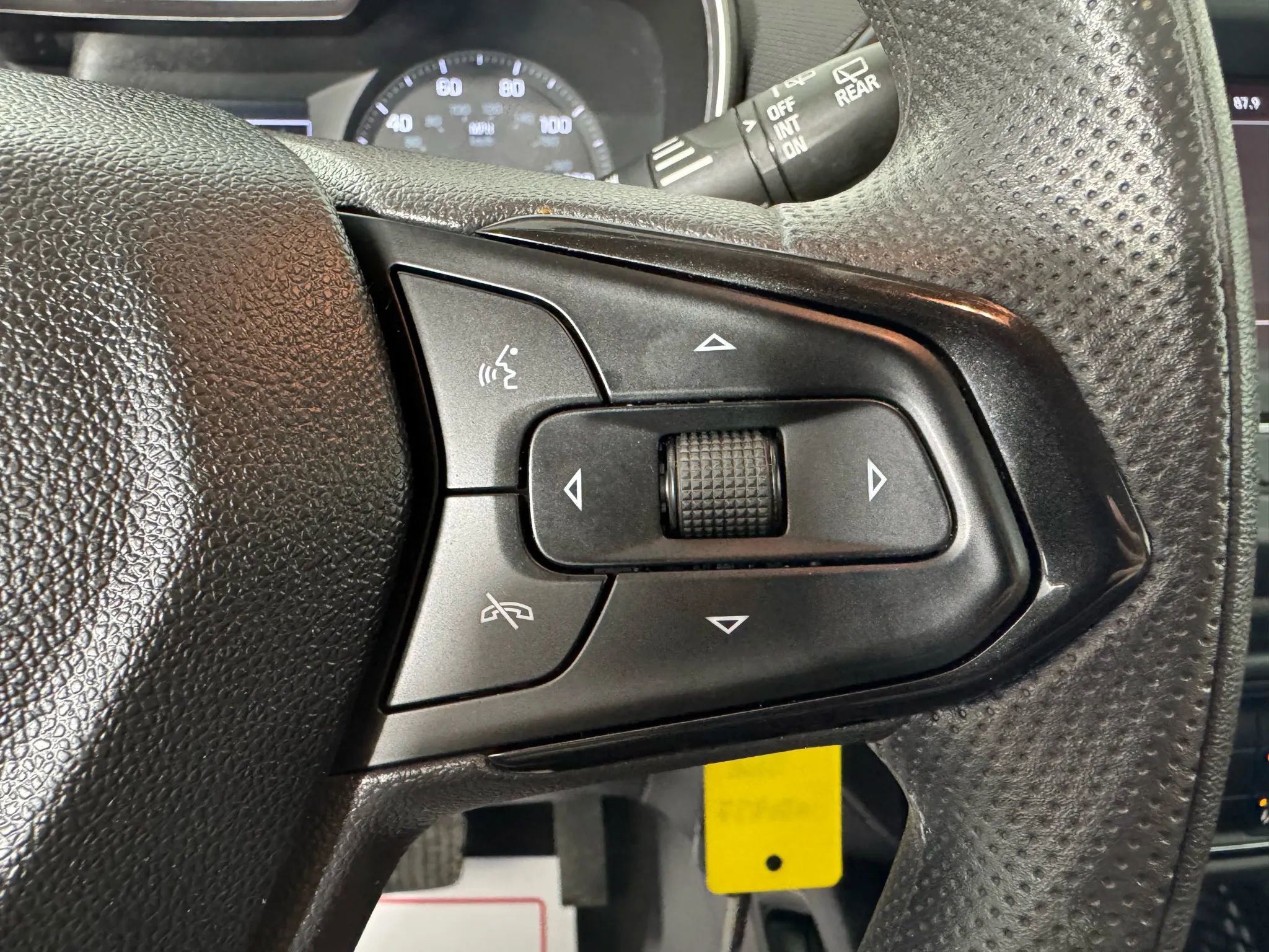 Used 2021 Chevrolet TrailBlazer LS FWD image 16